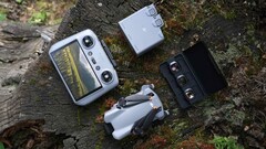 DJI Mini 5 Pro: Unboxing och flygvideor redan online. Den är också tillgänglig hos återförsäljare. (Bildkälla: djicyprus)