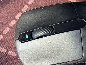 Omron-omkopplarna känns bra och klickar lätt