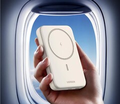 En Ugreen 10000mAh 20W magnetisk powerbank som är säker att ta med på flygresor. (Bildkälla: Ugreen)