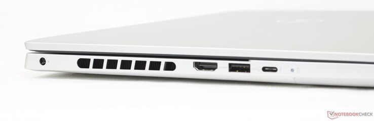 Vänster: Nätadapter, HDMI 2.0, USB-A 3.2 Gen. 1, USB=C Thunderbolt 4 w/ Power Delivery + DisplayPort