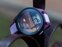 Forerunner 165 är en av fem smartklockor som Garmin har släppt mjukvaruversion 24.12 till. (Bildkälla: Garmin)