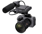 Sony FX5 (ILME-FX5) levereras med ett XLR-fäste för montering av externa mikrofoner och tillbehör.
