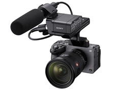 Sony FX5 (ILME-FX5) levereras med ett XLR-fäste för montering av externa mikrofoner och tillbehör.