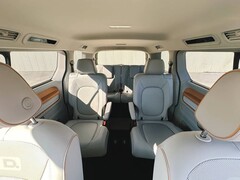 Interiör i en Volkswagen ID.Buzz med kaptensstol (Bildkälla: Kirsten Alana)