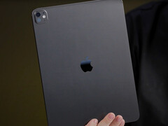 Nästa Apple iPad Pro 13 från baksidan. (Bildkälla: Wylsacom)