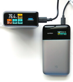 Cuktech 10 Ultra snabbladdar en Cuktech 15 Air powerbank.