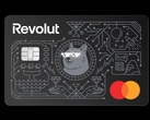 Revolut Mastercard med lysdioder. Ögonen lyser upp vid betalning.