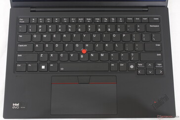 Välbekant ThinkPad-tangentbordslayout men med små ikonändringar för funktionstangenterna