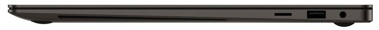 Höger sida: kortläsare för lagringskort (microSD), USB 3.2 Gen 1 (USB-A), ljudkombinationsport