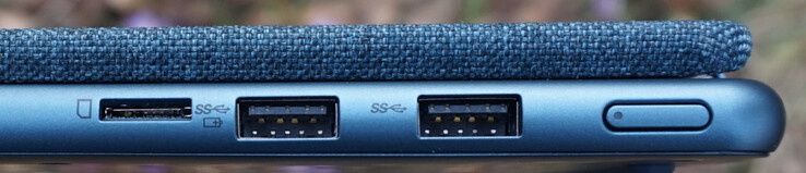 Anslutningar till höger: microSD-kortplats, 2x USB-A (5 Gbit/s)