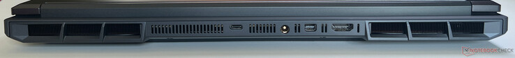 Baksida: USB-C 4.0 med Thunderbolt 4 (40 GBit/s, DisplayPort 2.1, 140-watt Power Delivery), strömförsörjning, Mini DisplayPort 2.1, HDMI 2.1