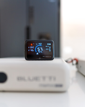 Bluetti erbjuder även Display 1 Magnetic-skärm som tillval 