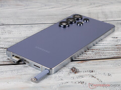 Galaxy S26 Ultra förväntas inte representera det steg från äldre modeller som Samsung-fans kanske har hoppats på, Galaxy S25 Ultra på bilden. (Bildkälla: Notebookcheck)