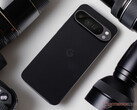 Pixel 9 Pro XL är en av flera smartphones som är berättigade till Googles senaste Android 15-uppdatering. (Bildkälla: Notebookcheck)