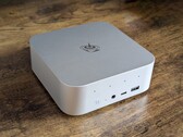 SEi13 har samma design som GTi13 Ultra men i ett mindre och lättare paket (Bildkälla: Notebookcheck)