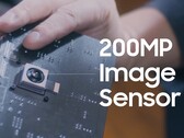 Sonys nya 200 MP kan vara upp till 20% större än ISOCELL HP2 på Galaxy 25 Ultra. (Bildkälla: Samsung)