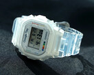 Casio G-Shock x Google Play-samarbetet (på bilden) med ett genomskinligt hartsfodral och armband. (Bildkälla: Google Play)