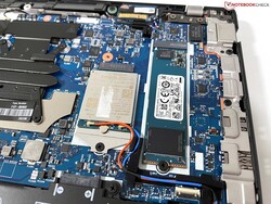 M.2-2280 SSD-enheten stöder PCIe 4.0 och kan bytas ut.