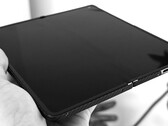 Samsungs Galaxy Z Fold 8 Duo kommer troligen att vara lika bra som Oppo Find N6 (på bilden här) när det gäller att minimera veckbildningen.