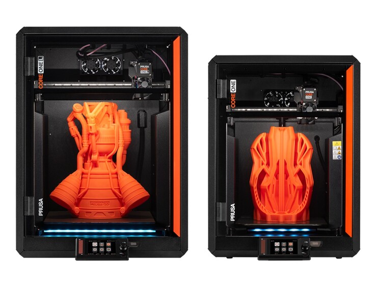 Prusa Core One L (vänster) vs Core One (höger). (Bildkälla: Prusa)