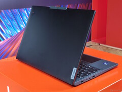 Lenovo ThinkPad P16v Gen 3 (bildkälla: Benjamin Herzig)