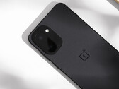 OnePlus 15R har bekräftats ha en 50 MP primärkamera på baksidan. Bild: baksidan av telefonen. (Bildkälla: 瘦子說)