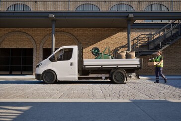 Den nya eldrivna Ford Transit City anländer nu till europeiska återförsäljare i flera olika utföranden