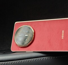 Honor Magic V6 i verkligheten. 