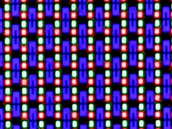 Sub-pixel matris