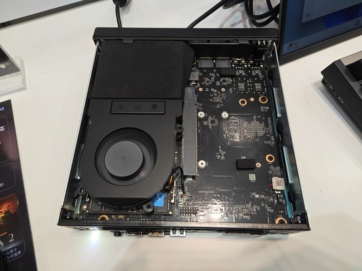 DGPU-platsen på Minisforum MS A2 SFF PC (Bildkälla: PC Watch)
