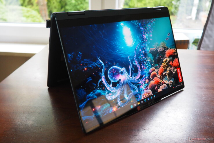 Lenovo Yoga 7 2-i-1 14