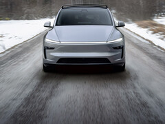 Den nya Tesla Model Y i Quicksilver-färg (Bildkälla: Tesla)