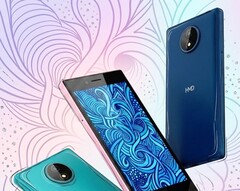 HMD Asha 505 har varken någon skåra eller något hål i skärmen.