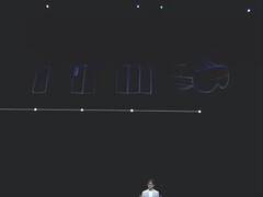 Samsung visade kortfattat sin färdplan som hade en trefaldig telefon i pipeline. (Bildkälla: Samsung YouTube, Official Replay Unpacked 2025, redigerad skärmdump)
