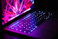 Apple utvecklar ett MacBook-tangentbord med mini-LED-lampor för dynamiska, anpassningsbara legender. (Bildkälla: Irving Marca)