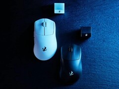 Elecom VM800 gamingmus i svart och vitt med respektive mottagare. (Bildkälla: Elecom)