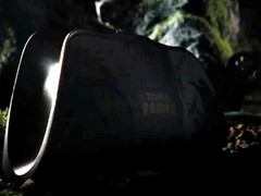 Den mörkare bilden visar laddningsstationen för 8BitDo Pro 3 Tomb Raider-utgåvan.