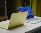Apple MacBook Neo väger 2,7 lbs. (1,23 kg) medan Lenovo IdeaPad Slim 5x väger 3,3 lbs. (1,48 kg).