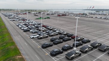 Teslas fabrikspartier fylls nu med Model Y-utgåvor som inte är lanseringsserie