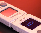 8BitMods VMU Pro erbjuder även USB Type-C-laddning. (Bildkälla: 8BitMods)