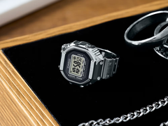 Bild: Casio CRW-001-1