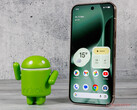 Pixel 10 Pro är en av tre Pixel-smartphones som försetts med displayförbättringar i den här månadens stabila uppdatering. (Bildkälla: Notebookcheck)
