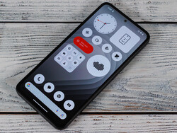Phone 1 är en mycket bra och prisvärd telefon