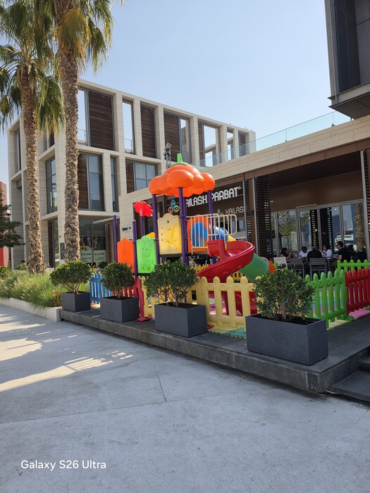 Ett 24 MP-foto taget med Galaxy S26 Ultra, tillgängligt i full upplösning.