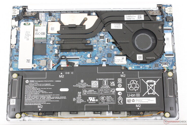 Inre delar i OmniBook 7 Aero 13