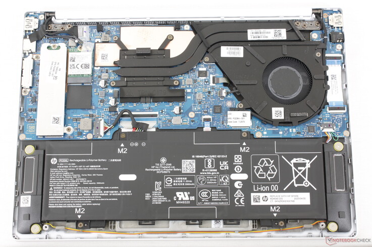 Inre delar i OmniBook 7 Aero 13