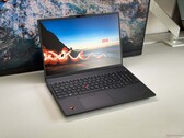 Premium bärbar dator för företag med en budgetskärm - Lenovo ThinkPad T16 Gen 5 AMD Review