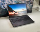 Premium bärbar dator för företag med en budgetskärm - Lenovo ThinkPad T16 Gen 5 AMD Review