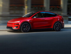 Nya Model Y Performance i färgen Ultra Red (Bildkälla: Tesla)