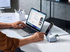 Ugreen&#039;s nya MagFlow 3-i-1 magnetiska trådlösa laddare (bilden) har anlänt. (Bildkälla: Ugreen)